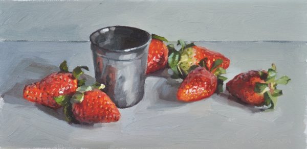 Fraises et gobelet d'étain, huile sur toile,16 x 33 cm, 2019